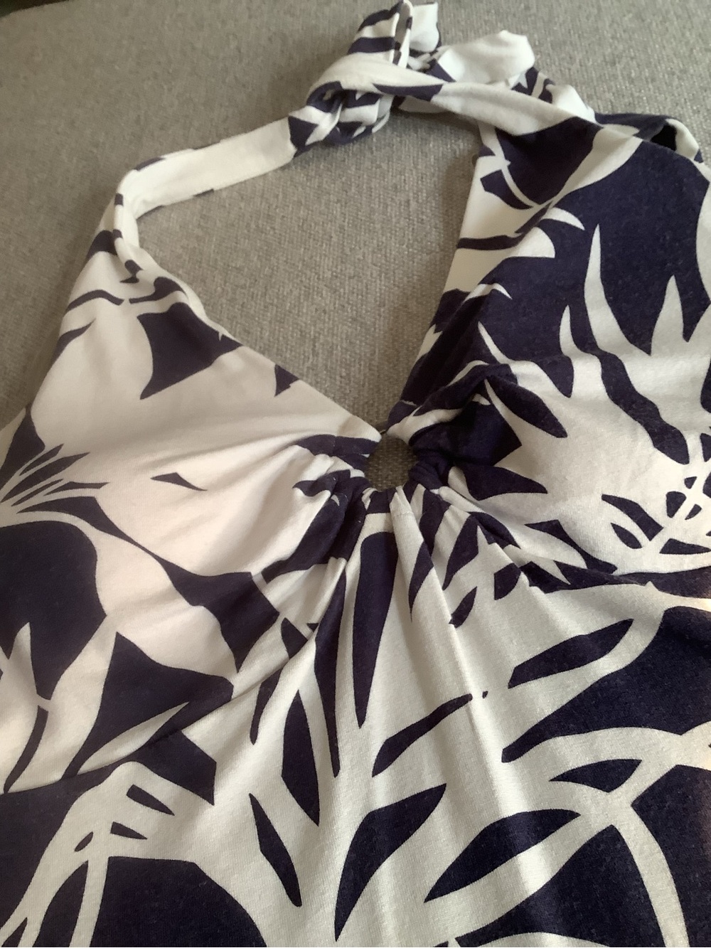 Tommy Bahama Navy and White Tropical Halter Dress Size M - Picture 11 of 14